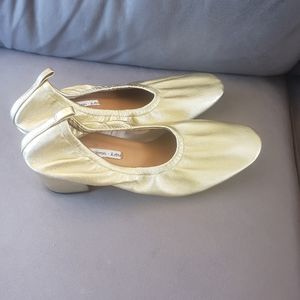 & Other Stories, gold leather ballet w/heel